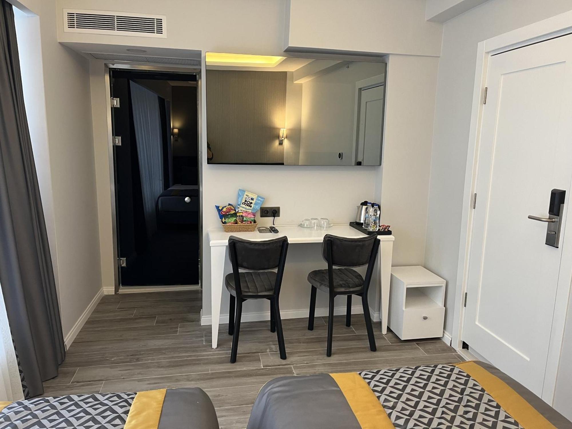 Riva Alsancak 3*
